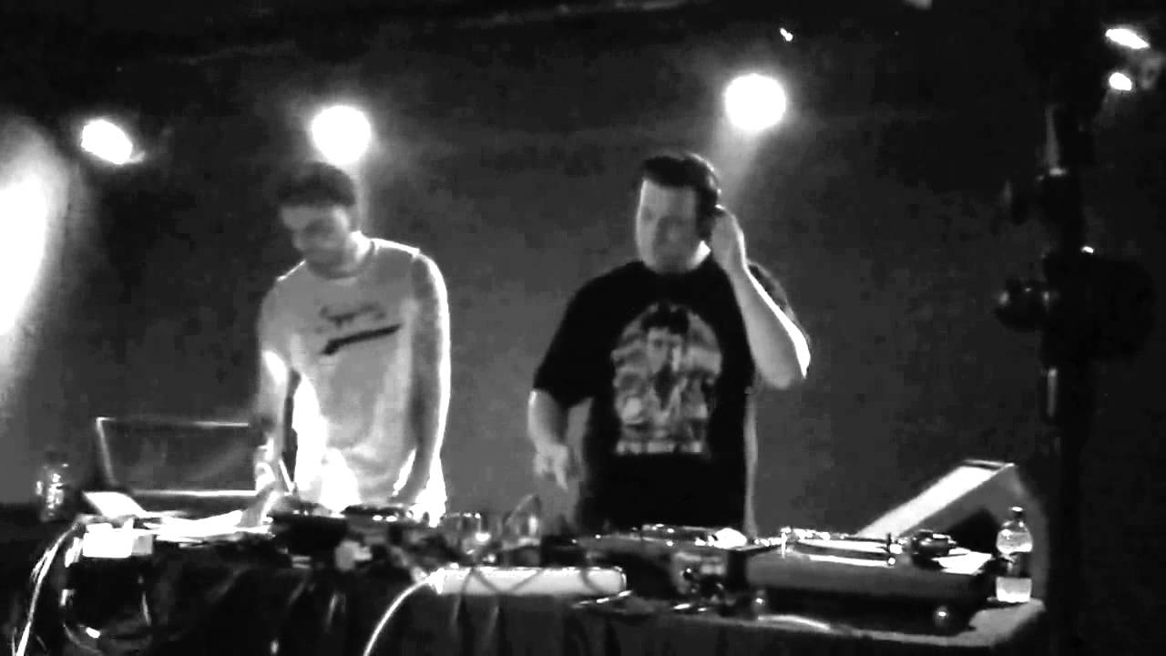 Akrog & Renegade @Fokin Massive 28/6/2013