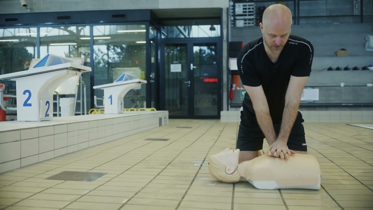 05 Redning af bevidstløs voksen uden hjælpemidler Erhvervslivredderproven 2025