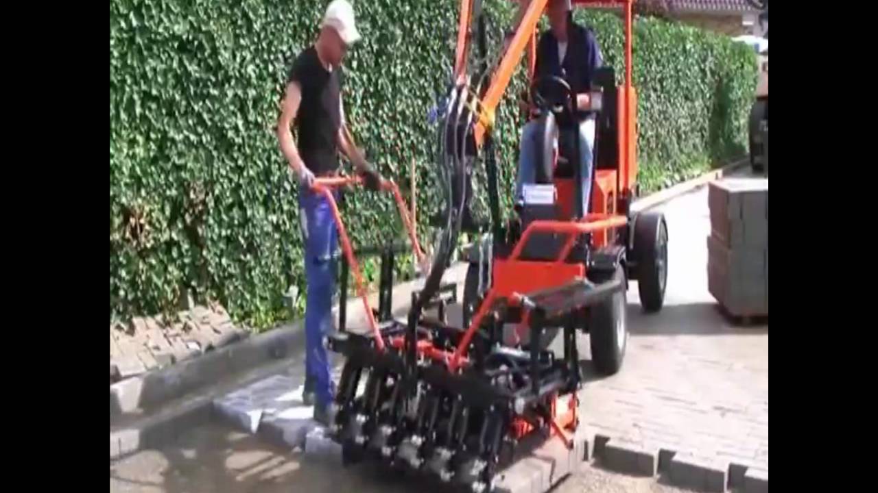 Interesting Engineering Road maker