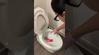 Let’s yap and clean my guest bathroom with @OdoBan and @Clean Girl 💚🩷