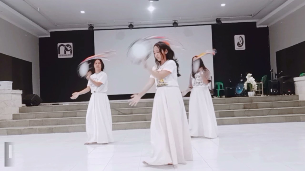 Gerakan Tamborine Penyembahan | Mulutku Penuh Dengan Pujian - Welyar Kauntu | Mirror