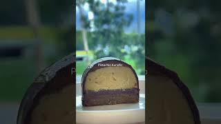 THIS ICE CREAM CAKE HAS LAYERS?! 🤯