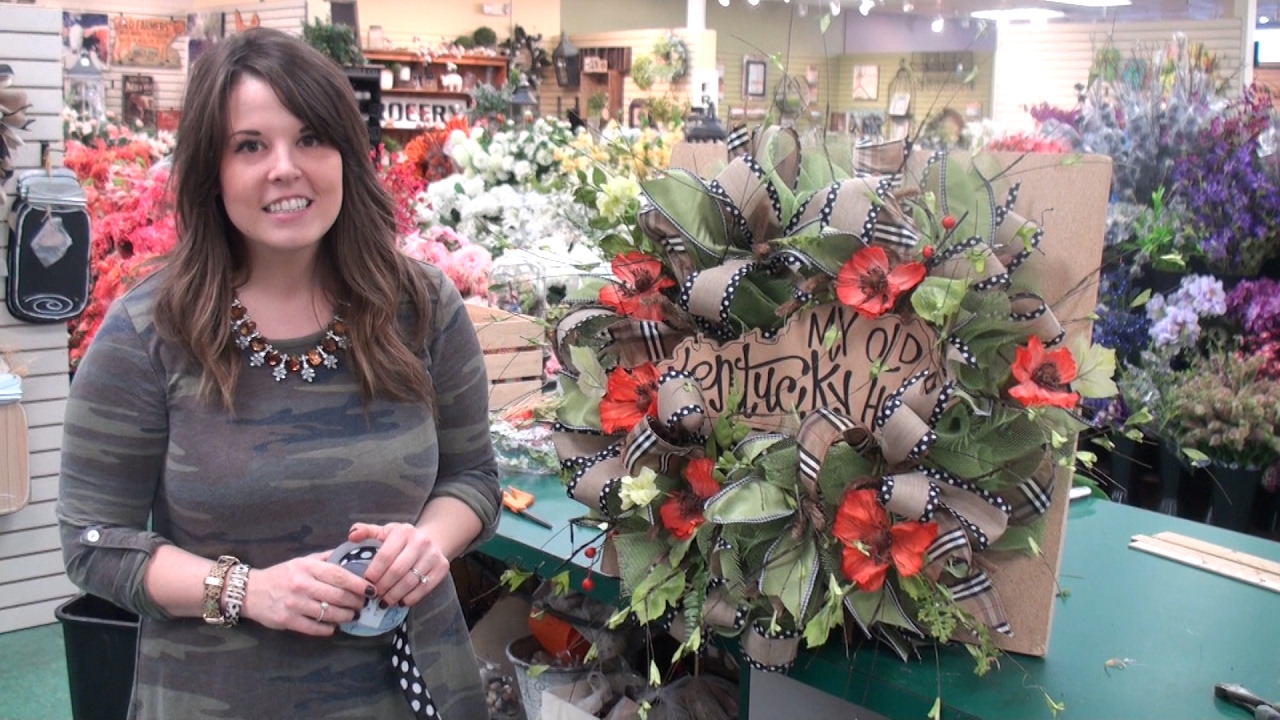 Making a Cut Mesh Wreath for Spring 2017 - with Anna