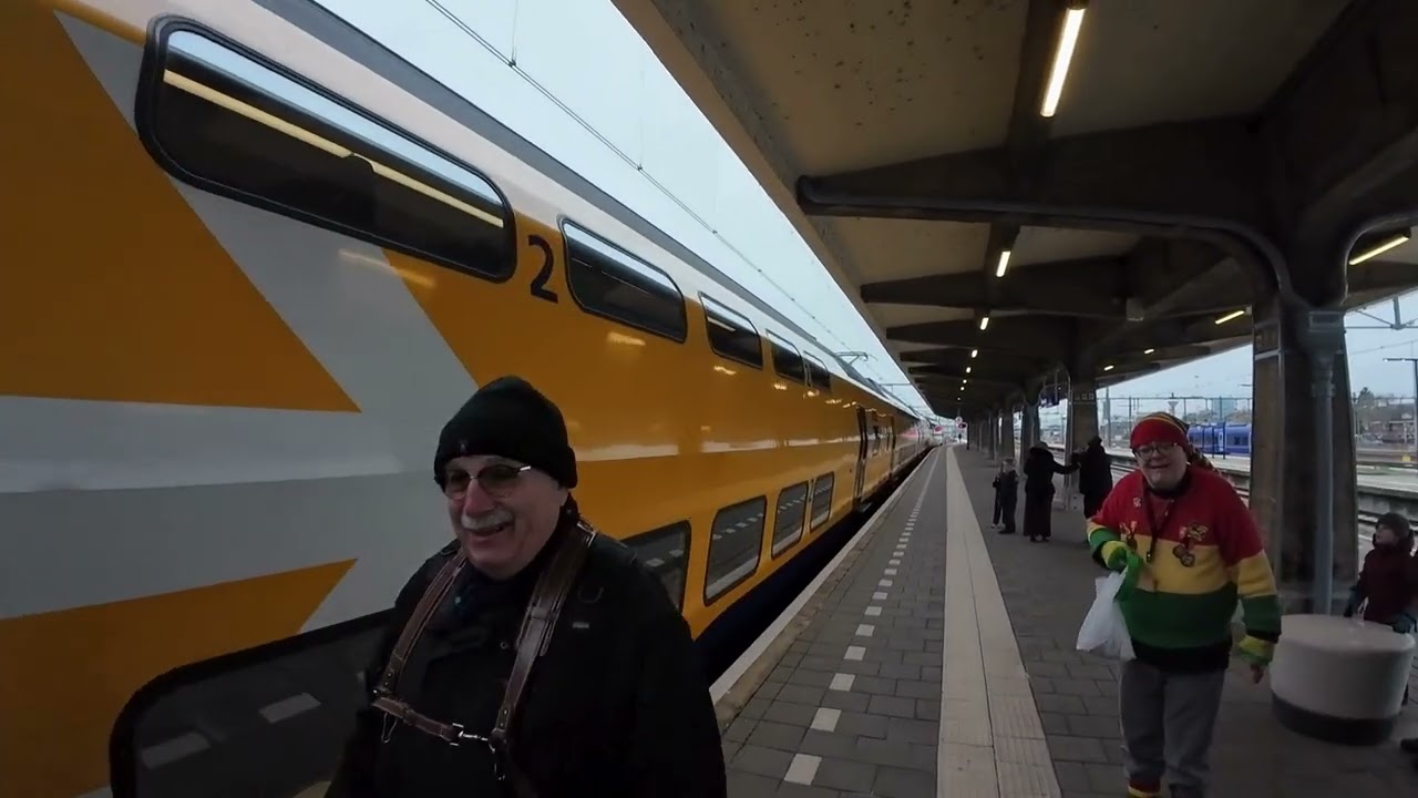 Aonkoms op de stasie