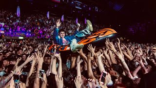 DILLOM - LA PRIMERA (se tira en bote al público) ft GILLESPI Trompeta [Luna Park, BS AS.] 4K EN VIVO
