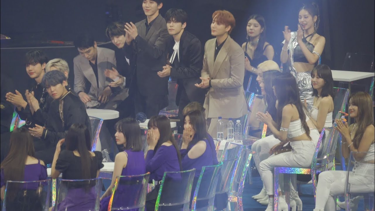 [IZONE (아이즈원) Most Popular Artist 수상] 우주소녀, ,ITZY,AB6IX Reaction @190801 MGMA [4k Fancam/직캠