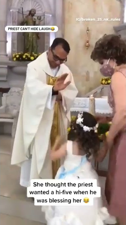 Priest Can't Hide Laugh😂🤣 Kids Are So Innocent #innocentbaby #priest #weddingfun #ukraine #russia