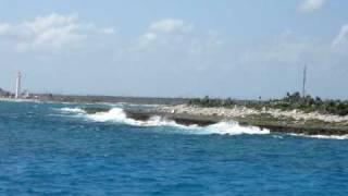 Port of Costa Maya, Mexico, waves crashing.AVI