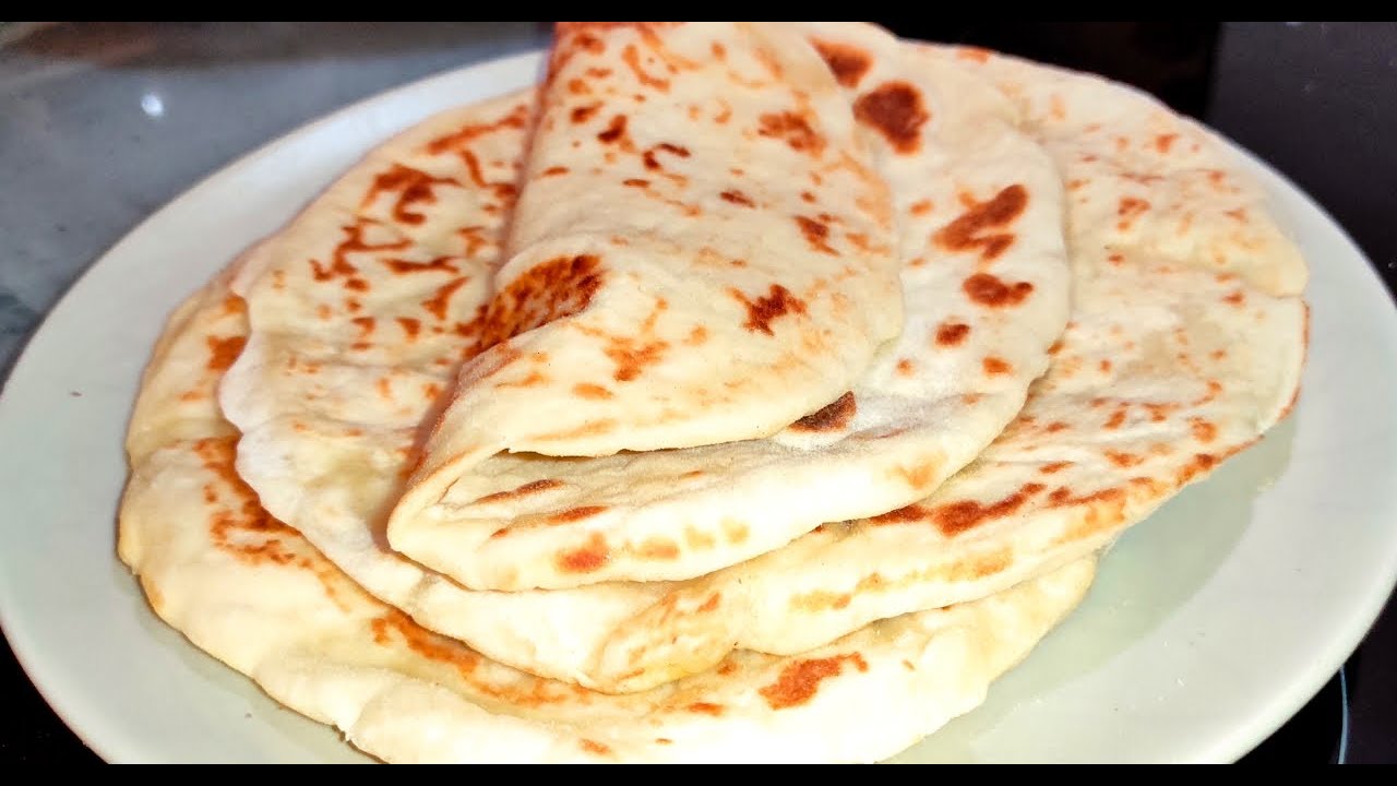 Γρήγορες πιτες για σουβλακι με γιαούρτι και μπεικιν παουντερ/Quick flatbread with yogurt