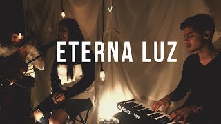 Video thumbnail of "Eterna Luz - Un Corazon - S.R.P."