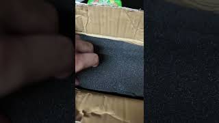 Unboxing box-shaped BARSES