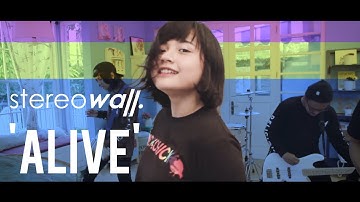 StereoWall - ALIVE (Official Music Video)