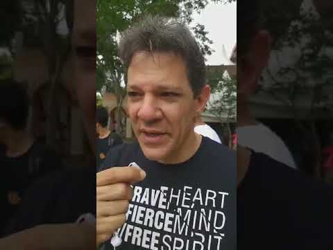 HADDAD NO JOGO DE FUTEBOL COM LULA
