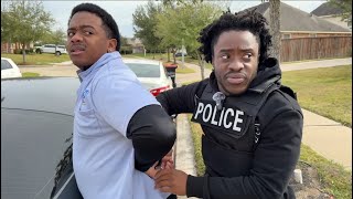 Download Lagu Everybody knows a cop that doesn't take his job serious pt 4 MP3