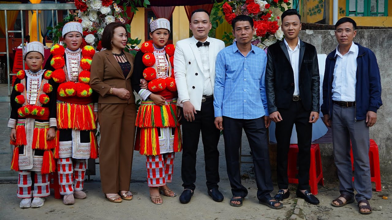 Robert organizes the wedding, Traditional wedding ceremony, Daily Life, Family Farm