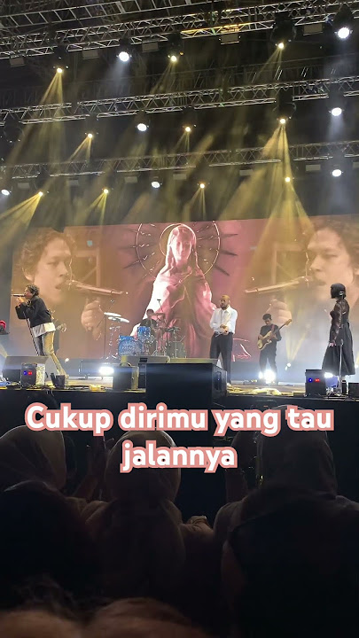 Hindia - Jam Makan Siang (Live Concert) #jammakansiang #hindia #konser