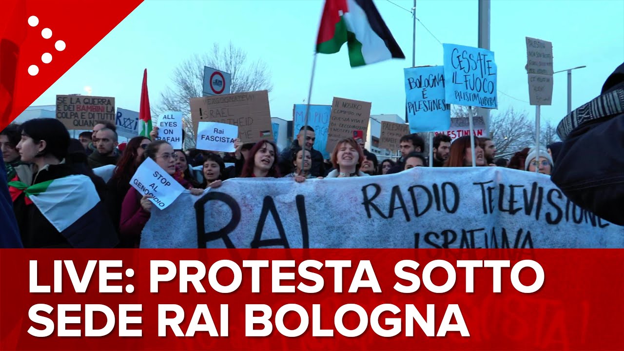 LIVE Protesta pro-Palestina sotto la sede Rai di Bologna: diretta video