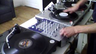 Stephen 04-10-11  scratch on Beastie Boys - intergalactic.wmv