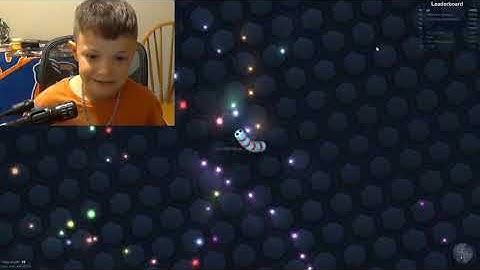I suck at Slither.io