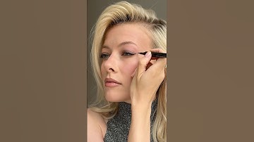 Eyeliner marker for small eyeliners for hooded eyes #eyeliners #eyelinertips #eyelinertutorial