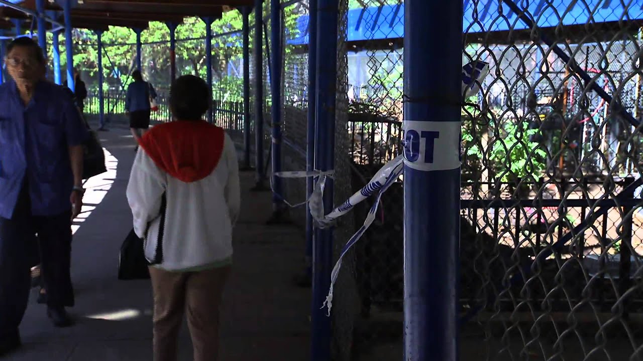 NYC Police Lockdown Madison St  Manhattan