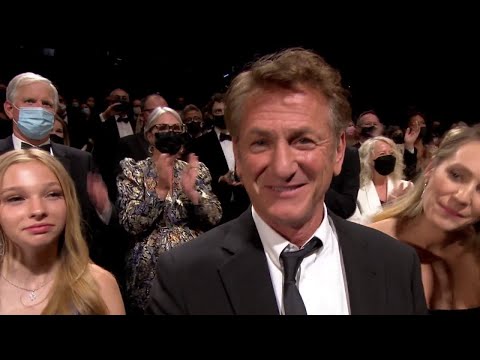 "Thank you !" Beaucoup d'applaudissements à la fin du film de Sean Penn, Flag Day - Cannes 2021
