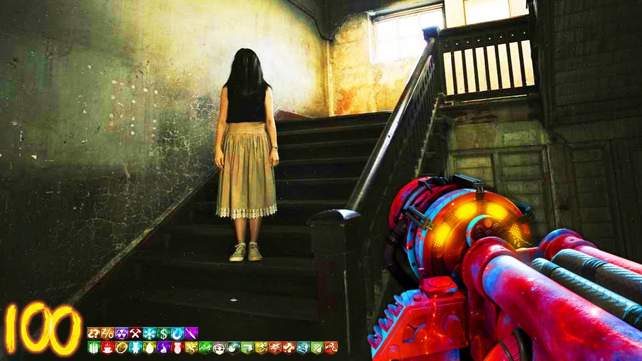 VISITING A HAUNTED HOUSE IN CALL OF DUTY ZOMBIES... YouTube