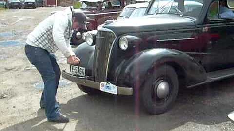 Hand crank start