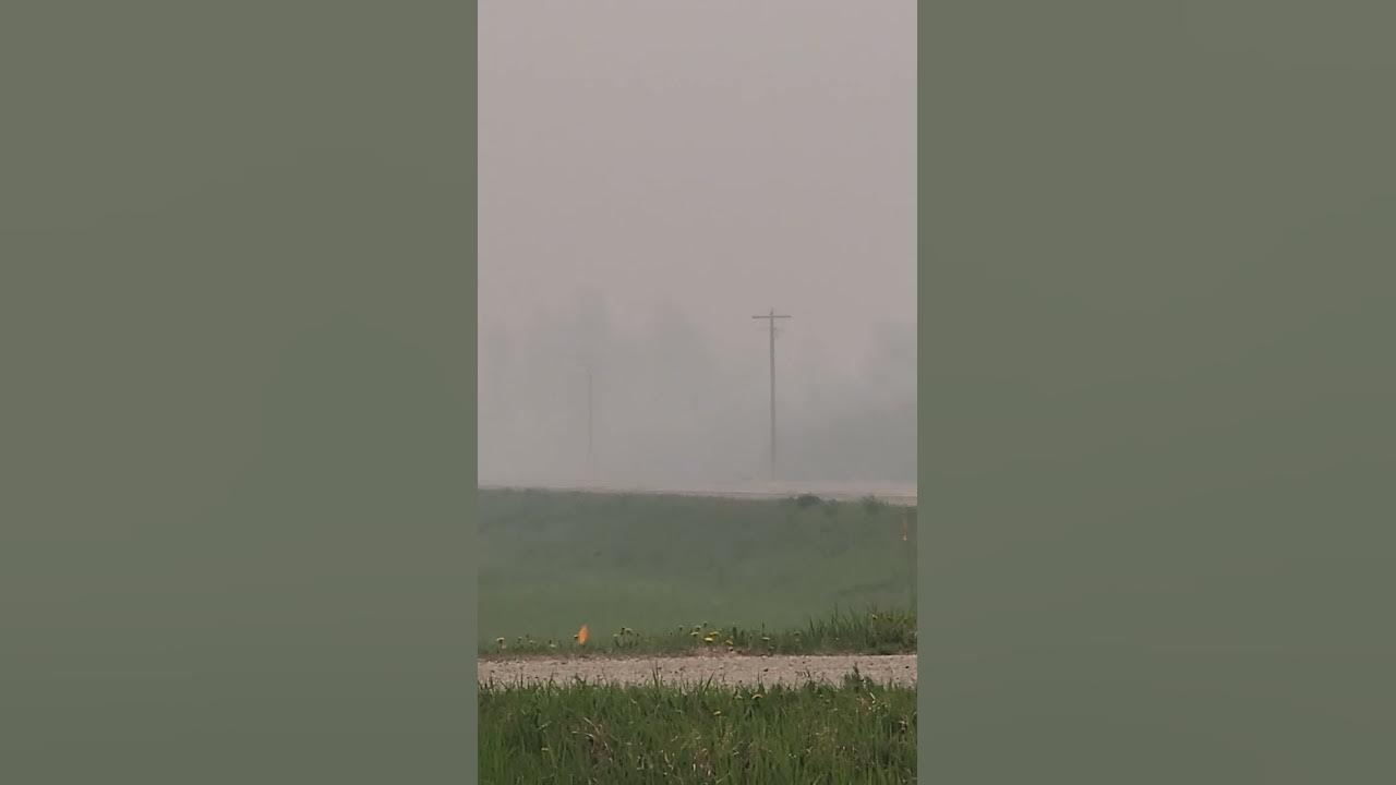 OMG Alberta fire smoke is thick tonight May 19, 2023 at Grovedale