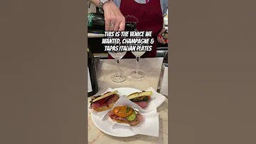 Venice Italy How The Food Should Be Shorts 
