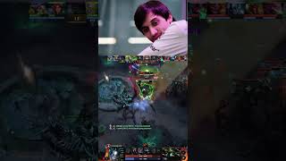 ARTEEZY'S TERRORBLADE IS HARD IN THE ROATING PHASE #dota2 #dota2highlights