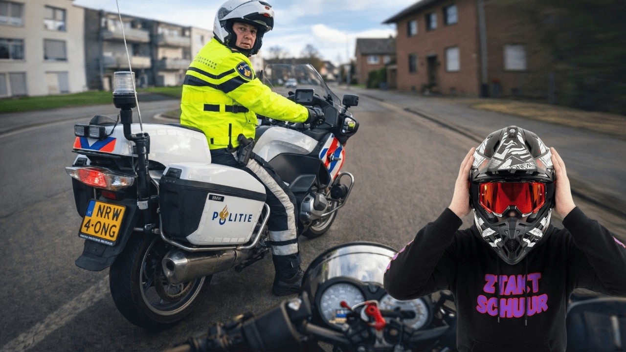 👮Politie sloopt brommer op rollerbank