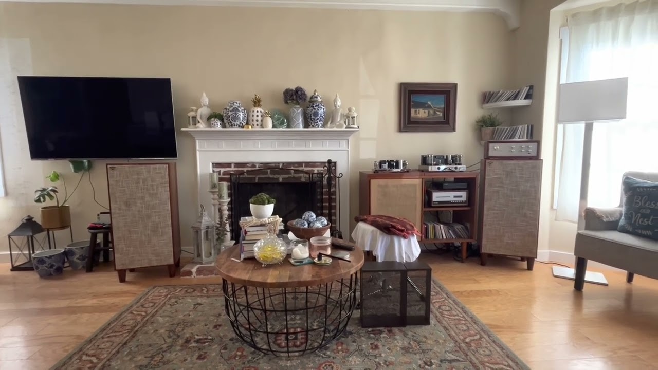 Dynaco ST70 vs ST35 with sound demo