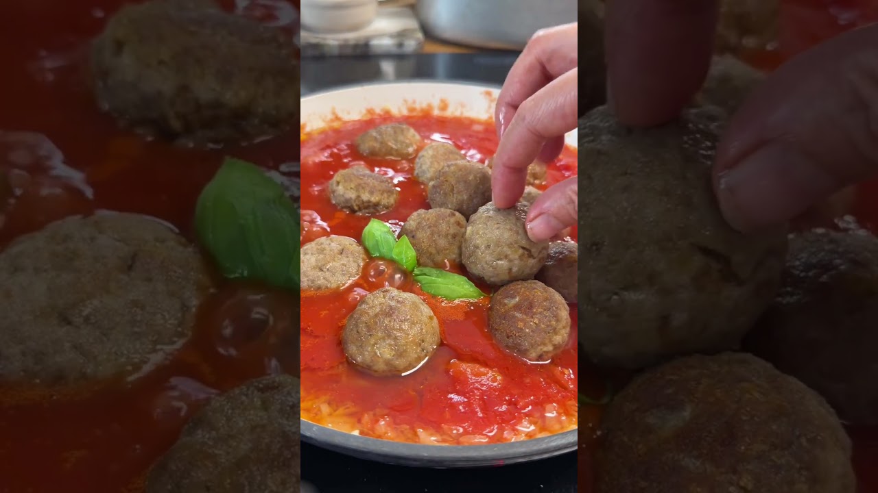 קציצות ברוטב עגבניות רכות עם רוטב לטבילה