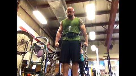 Knuckle Up Clothing one arm curls with Chains