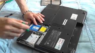 Sony PCG-8111N HDD取り出しです - YouTube