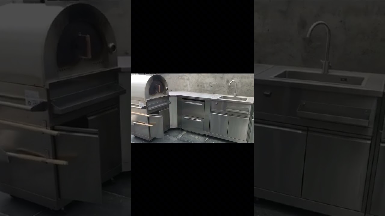 High end Outdoor Kitchen cabinet BBQ Island Wood Pizza oven fridge