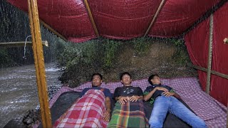 HORRIFYING CAMPING TRIP IN HEAVY RAIN, SOMEONE CALLING FOR HELP AT THE RIVERBANK SHELTER BENEATH ...