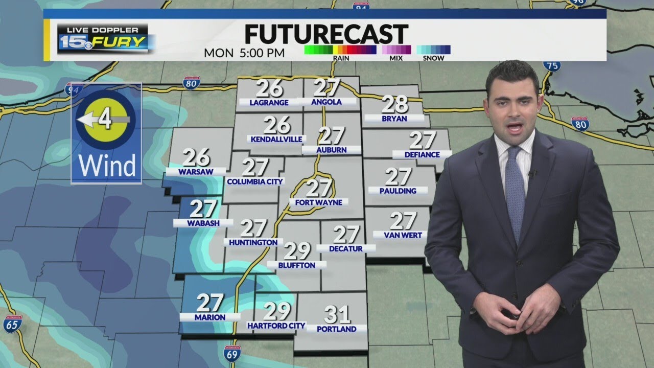 Snow moving in - YouTube
