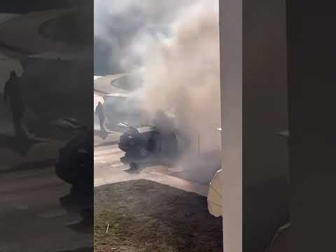 Thestival.gr Φωτιά σε αυτοκίνητο