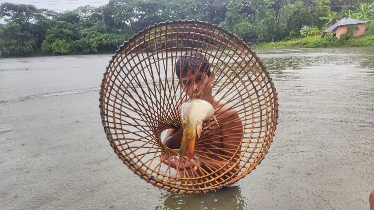 Best polo fishing video with polo | Small boy traditional polo fishing ...