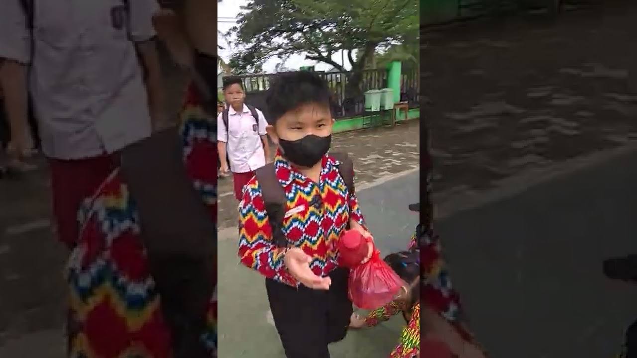 6 Oktober 2022 Semangat pagi, warga SD Negeri 05 Pontianak Utara Kalimantan Barat