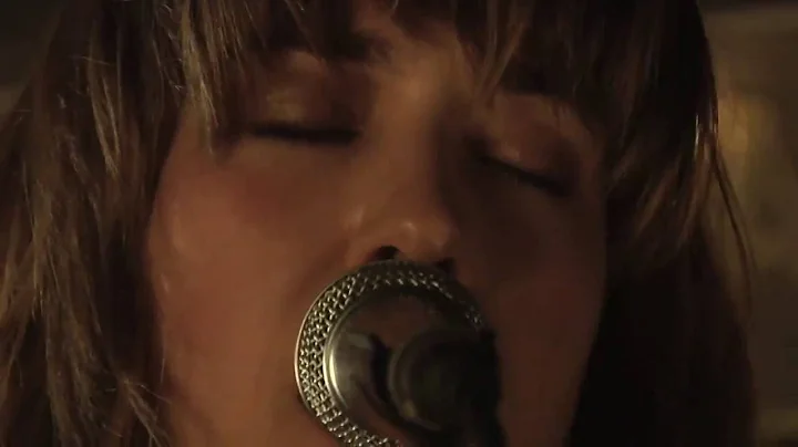 Serena Ryder performs Hank Williams classic "Rambl...