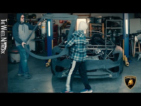 lamborghini-christmas-video-2019:-a-true-christmas-story