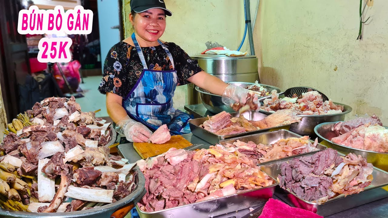 Hướng dẫn Cách nấu bún bò giò heo – Bún Bò Gân 25K | Chủ quán chia sẻ cách làm ngon không dùng nhiều gia vị