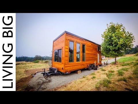 21 Year Old Converts Van To Beautiful Home On Wheels Youtube