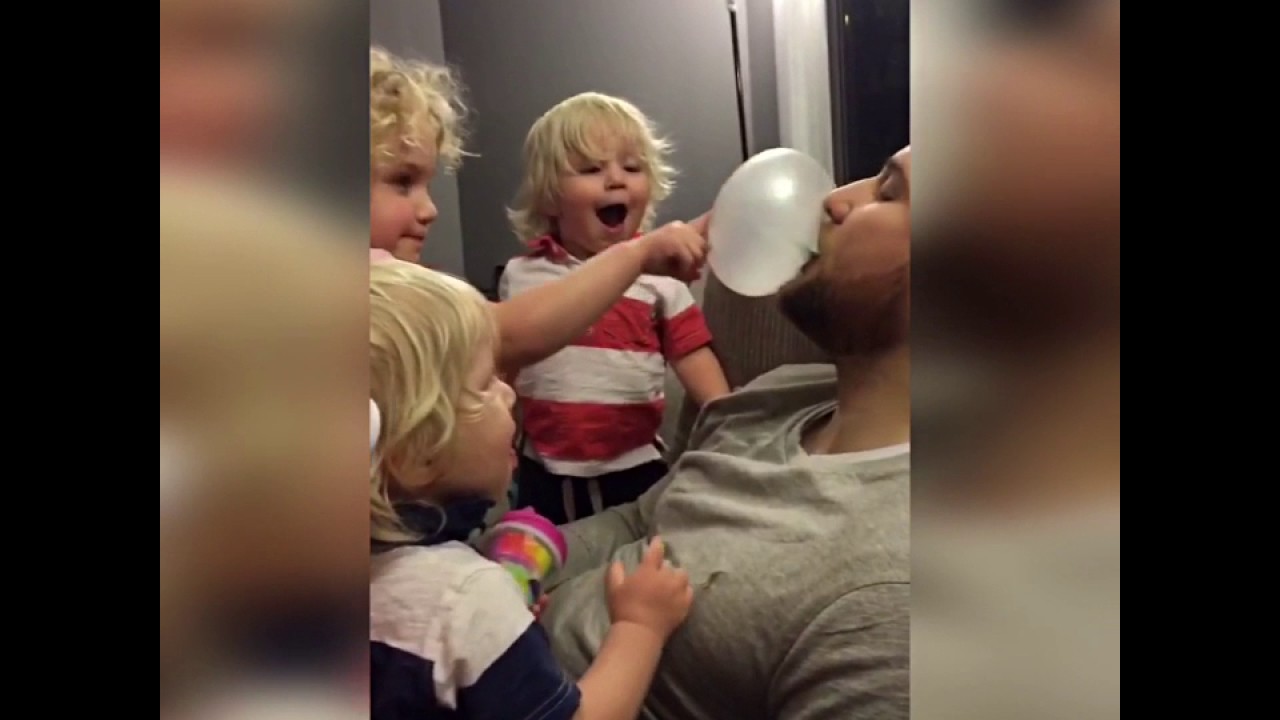 Dad, Triplets + Toddler and BUBBLE GUM