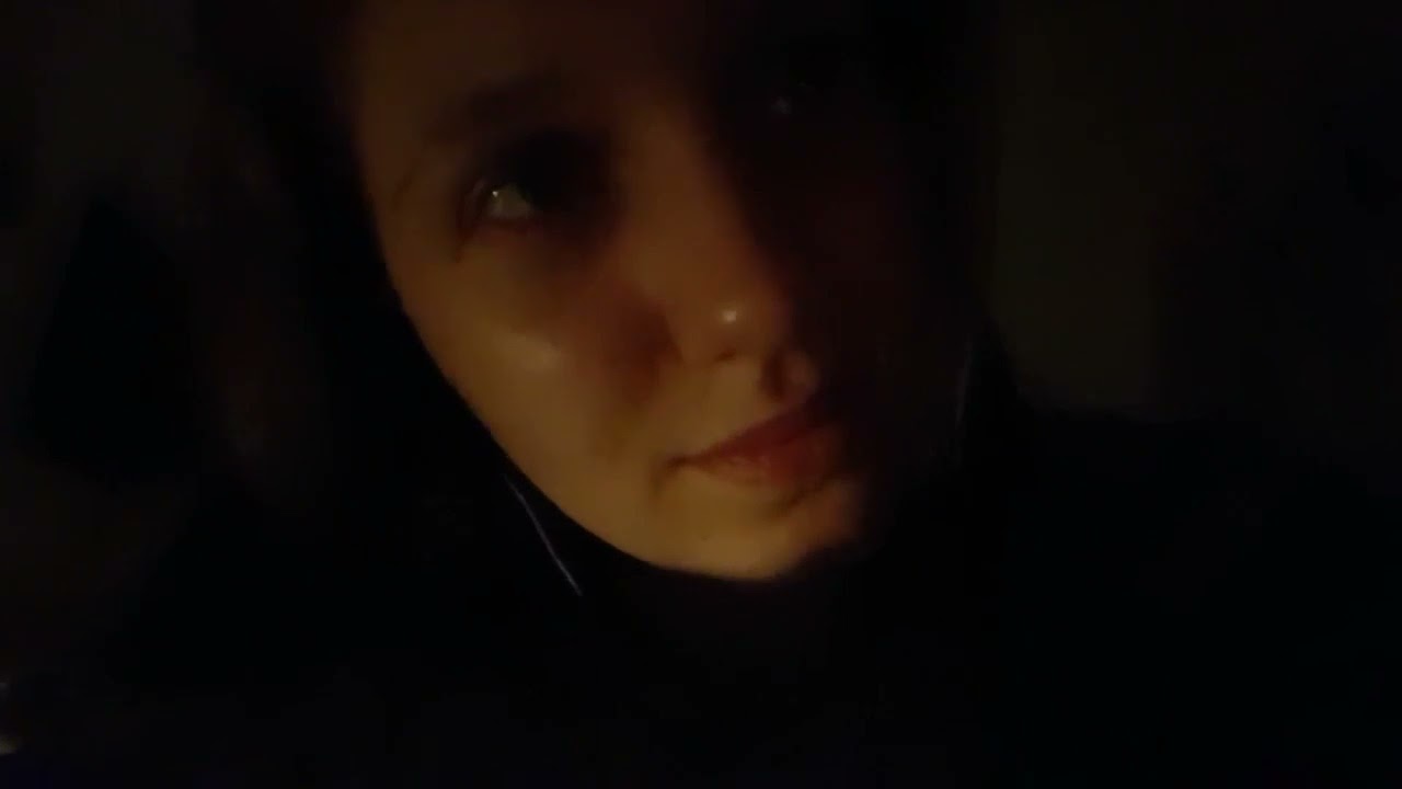 Scalp massage   messing with your head