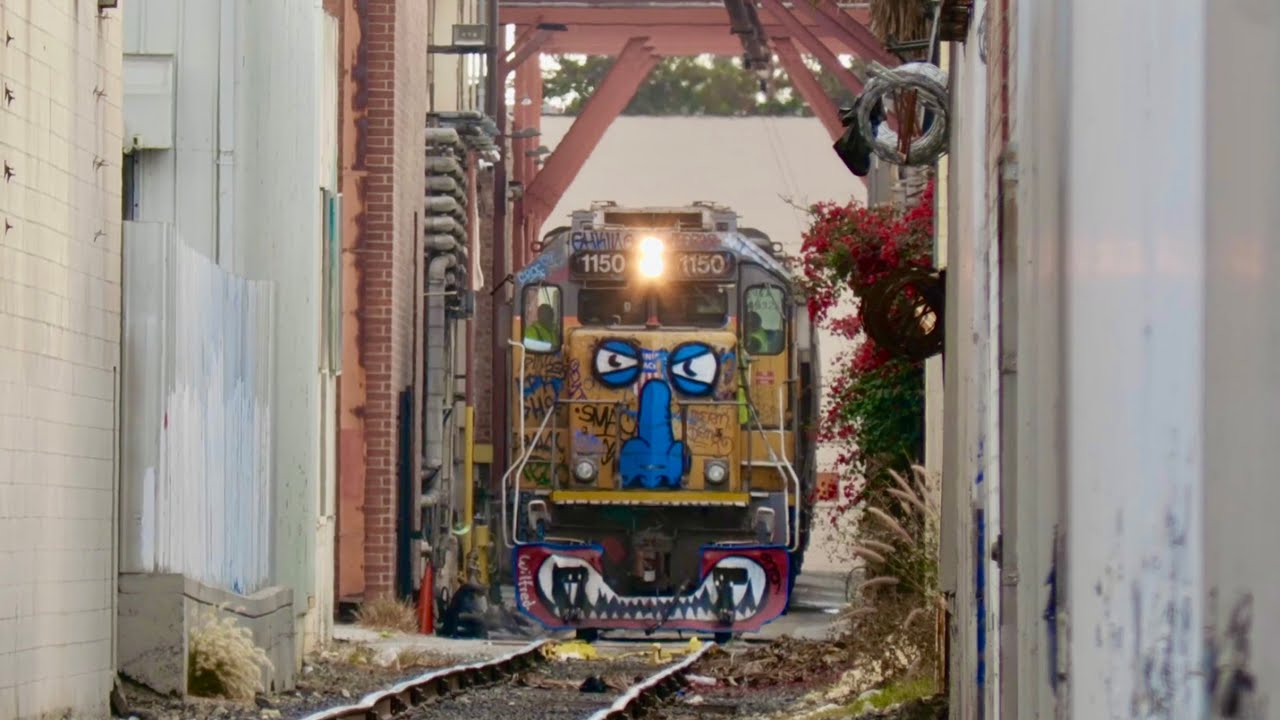 Union Pacific's J Yard Switcher YJY68 on the Alameda Industrial