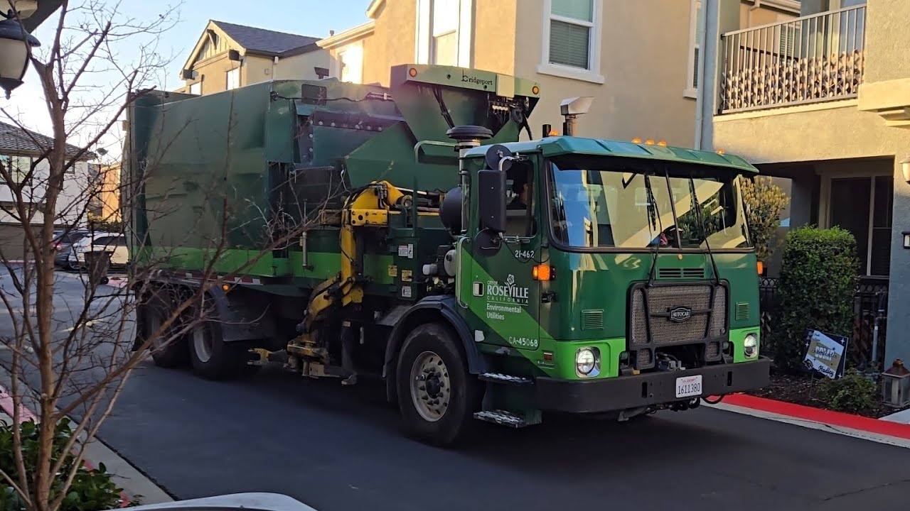 Utility Truck Action Ep.3 | Roseville Garbage Trucks Collection 